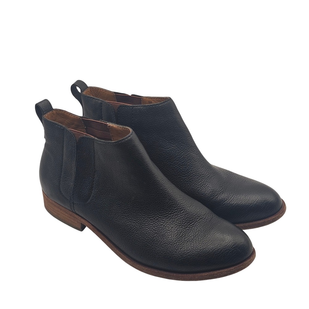 Kork-Ease Velma Chelsea Boots 9 Black Minimalist Classic Leather Ankle Booties